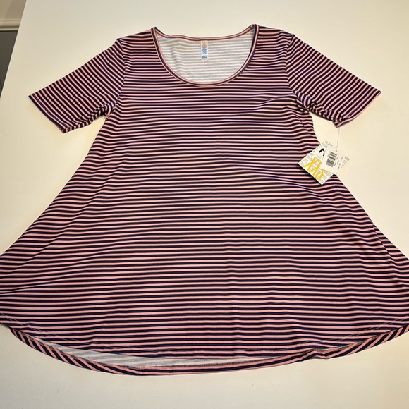 LuLaRoe Tops - NWT! LuLaRoe make the softest clothes!